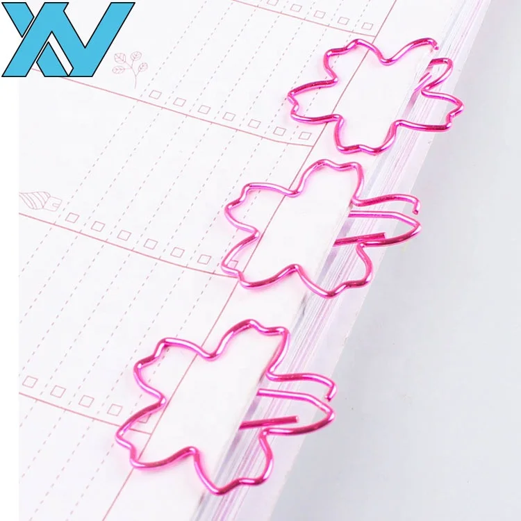 Fancy pink flower cherry shape sakura design paper clips in printing paper box