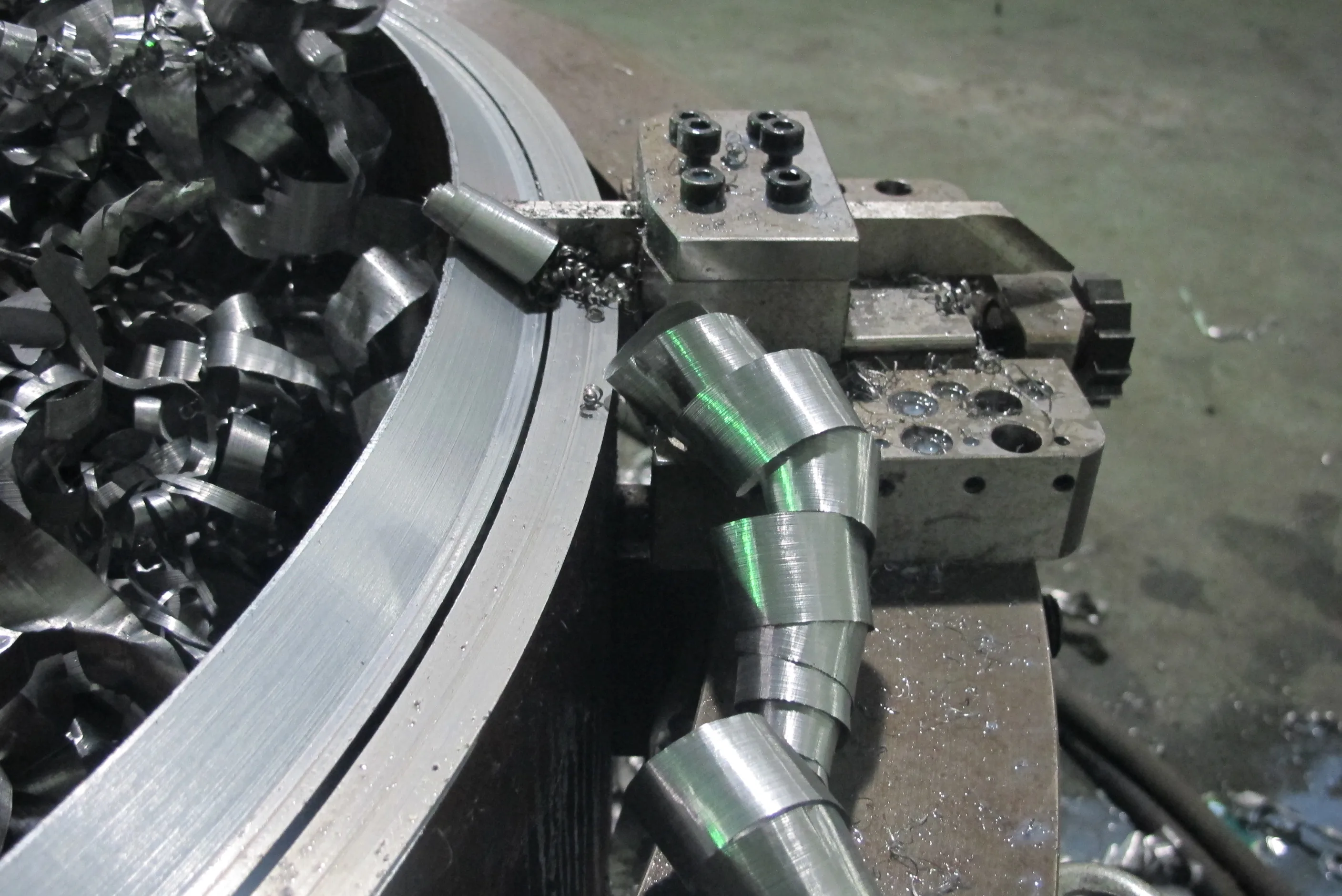 OCP-325 OD-Mounted Pneumatic Pipe Cutting and Beveling Machine steel beveling cutting machine