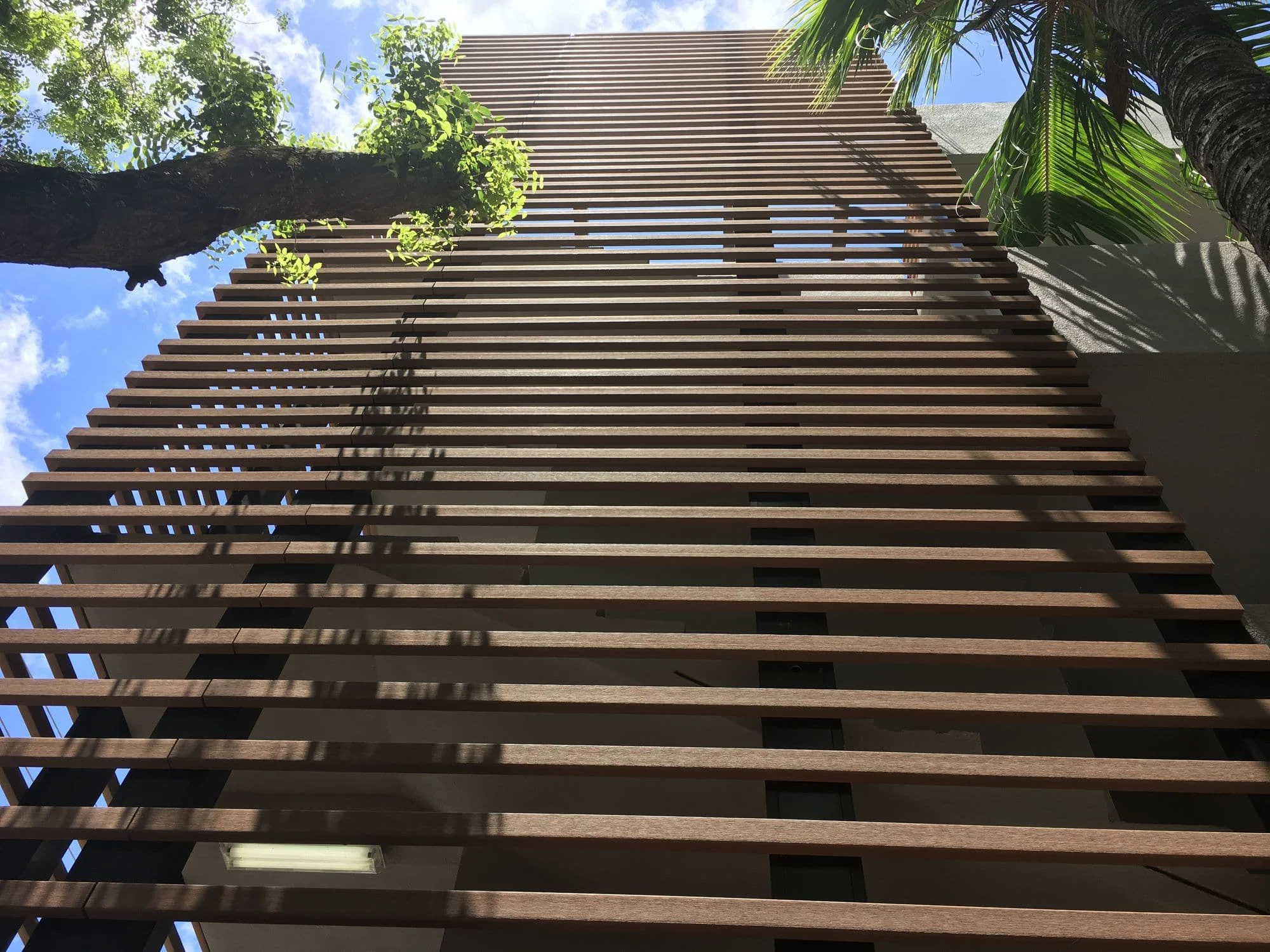 Exterior UV Resistant Solar Shading WPC Facade and Partition Wall Cladding