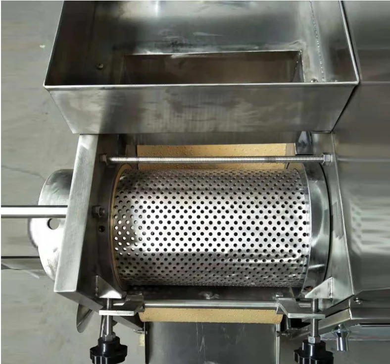 Small commercial fish meat grinder  fish skin removing machine fish meat and bone separator machine