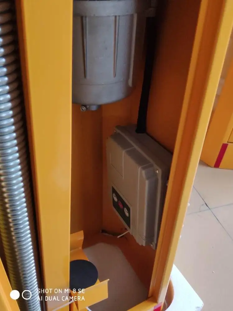 Long Bar and Fast Lifting Automatic Car Parking Barrier Gate