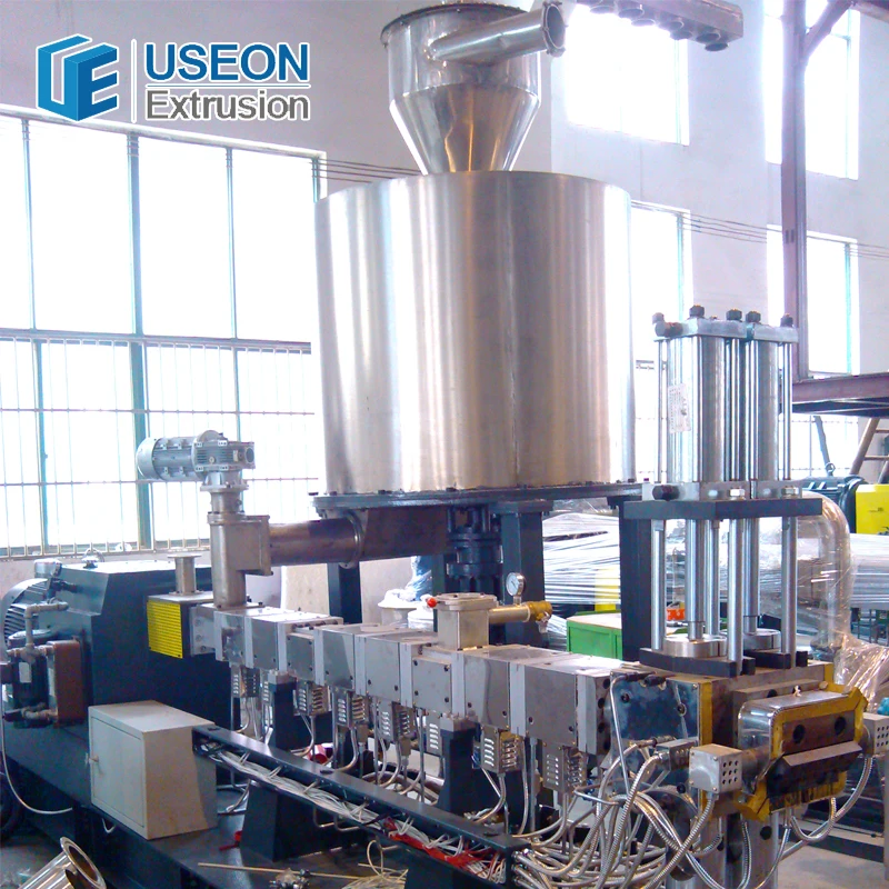 Горячие продажи пластиковые бутылки переработки машина Сажи Masterbatch Совет пены EVA