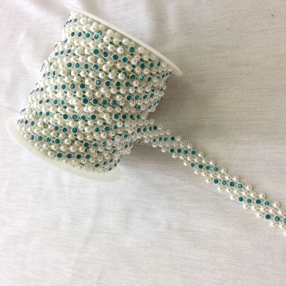 
blingbling rhinestone chain trimming plastic chain with cream white pearl in roll for clothes ,Shoes,handbag,Bracelet decoration 