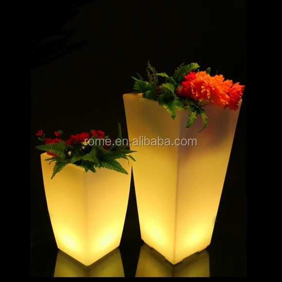 manufacturers selling Plastic LED flower pot PE food-grade ice bucket contracted type lawn lamp champagne bucket