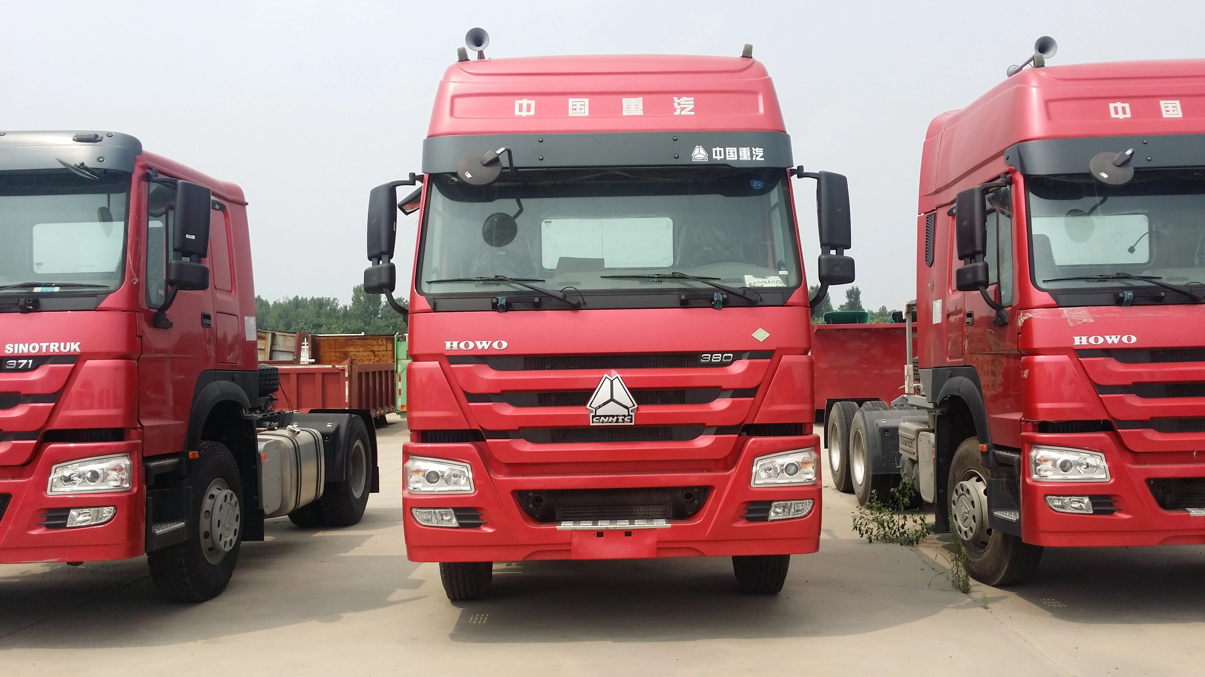China factory howo 371 trailer head tractor truck price