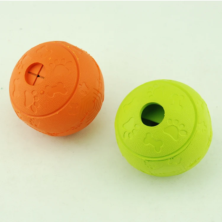 Pet Toy Treat Labyrinth Snacky Natural Rubber Dog Ball