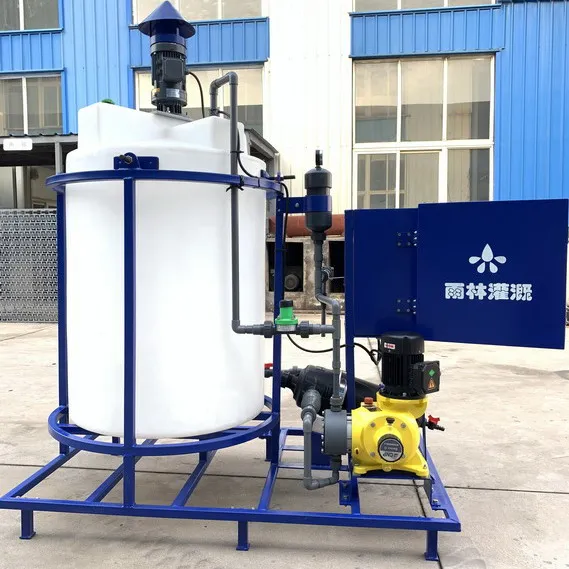 Farm Lateral Move Irrigation / Four Wheel Linear Irrigation Systems With Fertilization For Agriculture Machine