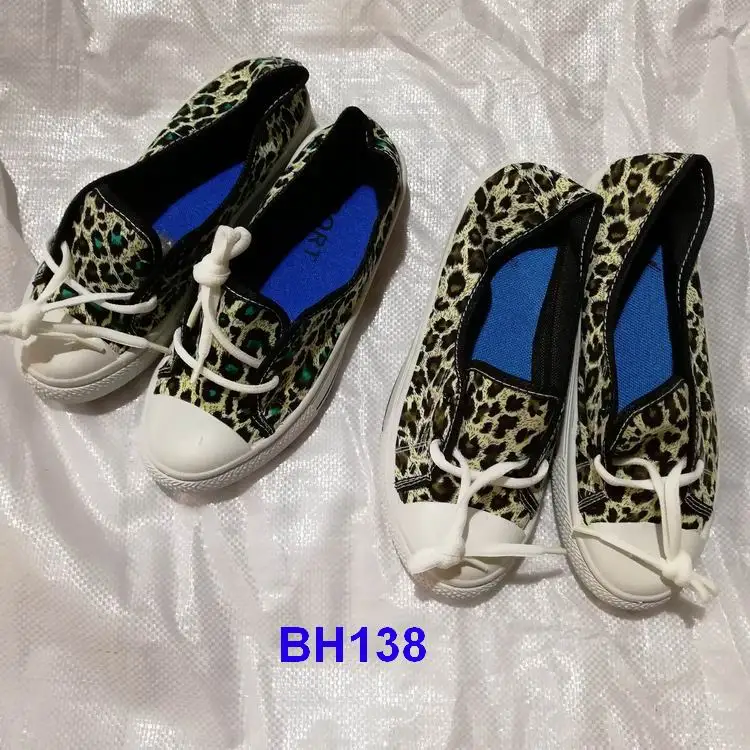 
clearance stock lots women printed casual shoes 