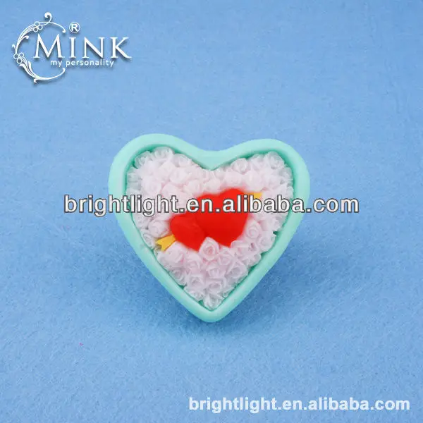 
hot sales natural handmade Valentine heart shape beautiful soap 