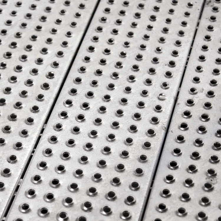
aluminum perforated grip struts/Perforated Grip stair treads/Grip strut stair treads  (1652970191)