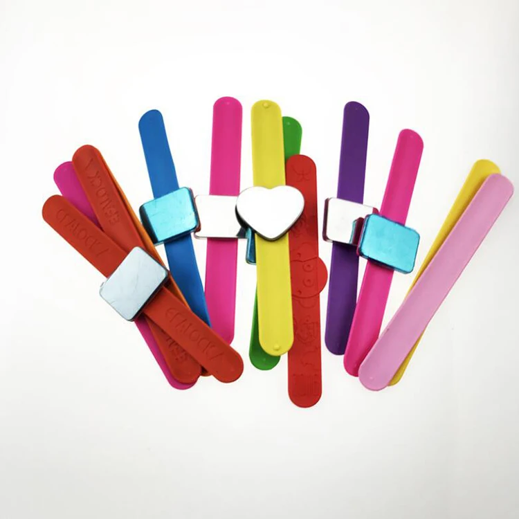 
Magnetic needle wristwatch, Pins Holder, Silicone Rubber Bands Holder 