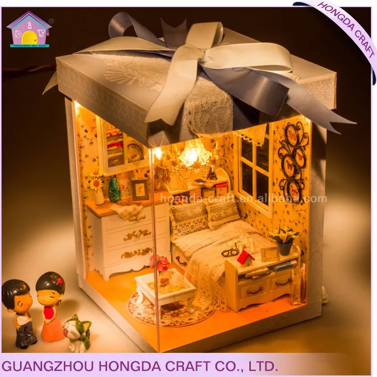 Оптовая продажа с моделирование мебель DIY Миниатюрный Кукольный домик дешевые дома древесины подарочная коробка