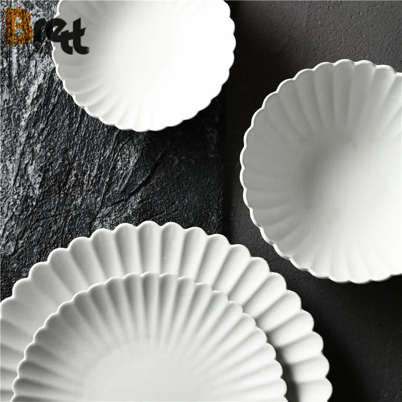 Brett European style dinnerware ceramic black rectangle dinner plate and bowl for restaurant