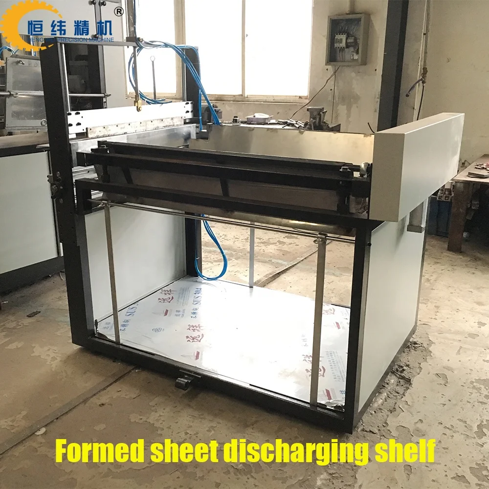 Big production quantity thermoforming machine for flower pot