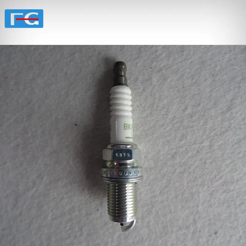 Auto spare parts Wholesale spark plugs BKR5E-11 Spark plug  Low Price Long Service Life