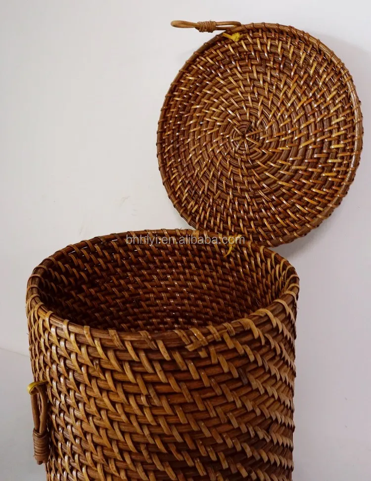 Durable Elegant Antique Handcraft Wicker Rattan Waste Bins Home Living Room Garbage Trash Can with Lid Trash Paper Basket