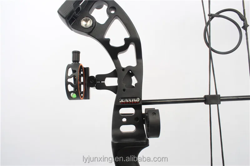 M131 compound bow and arrow set