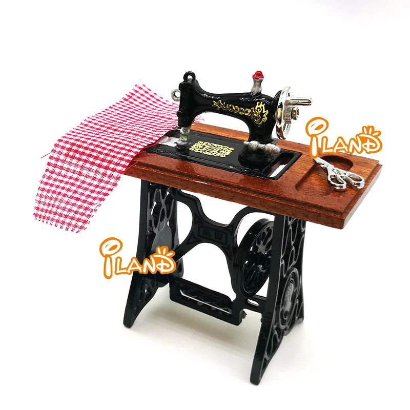 1:12 Scale Metal Wood Sewing Machine + Scissors Doll house Miniature
