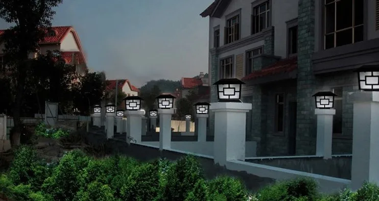 
New Multifunctional Garden Decoration Solar Post Light, Solar Fence Post Pillar Light with Glass Lampshade Series 