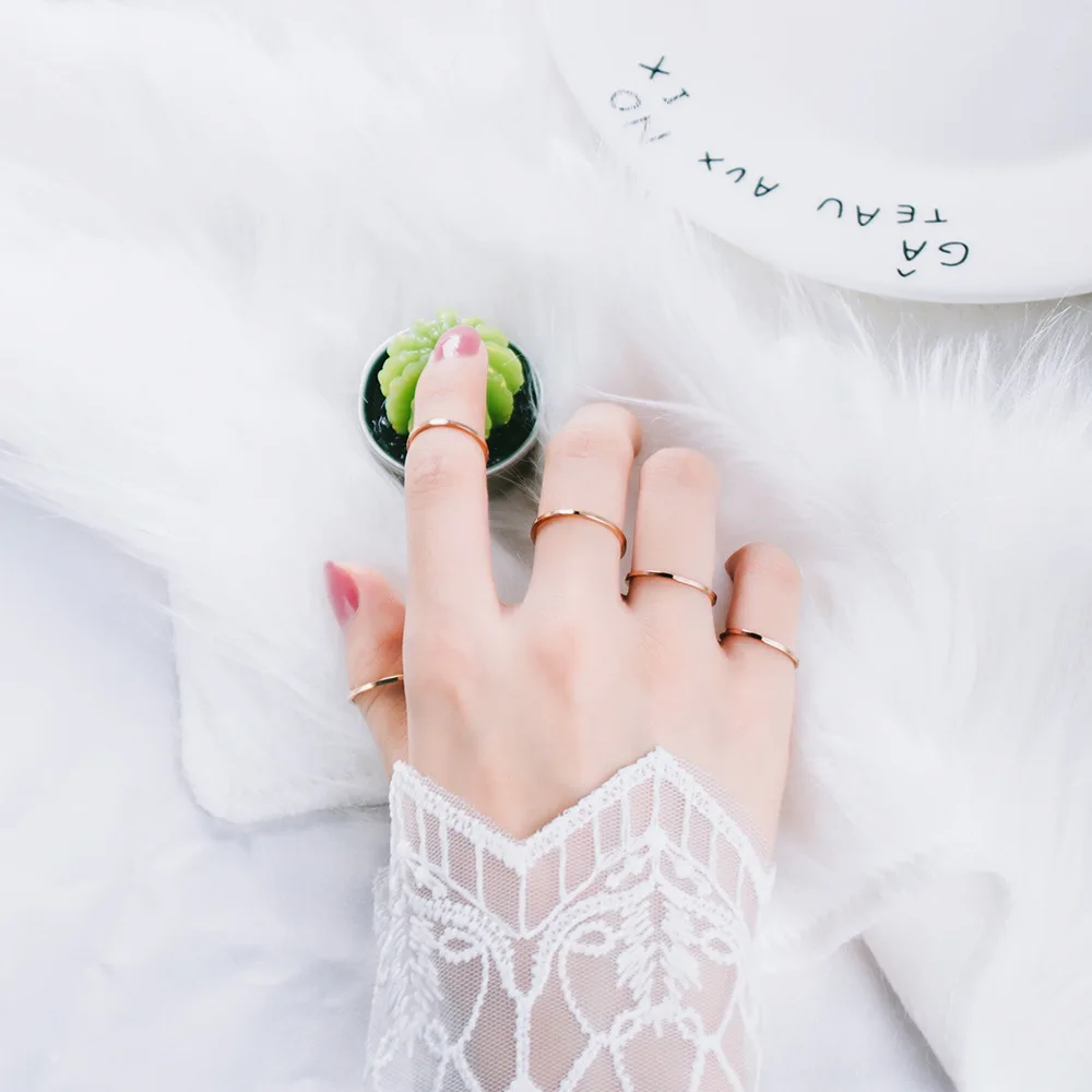 Craft Wolf Explosion models simple and very thin fashion wild couples ring female models smooth titanium steel section ring