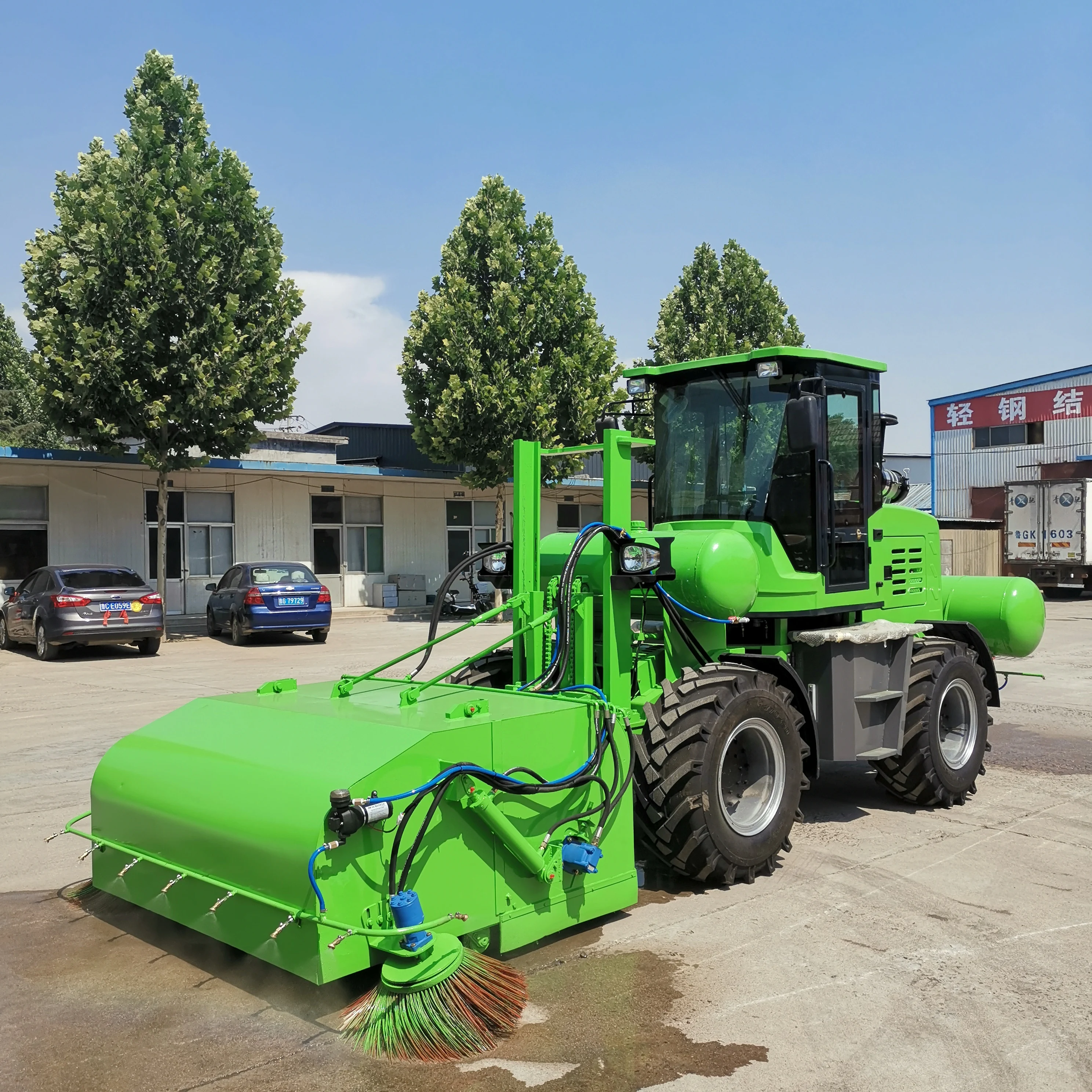 
Hydraulic Garbage Tractor Road Mechanical Broom Electric Road Sweeper 