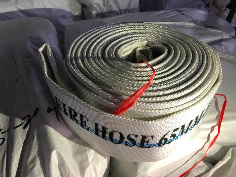 Красный резиновый пожарный шланг 2,5 дюйма