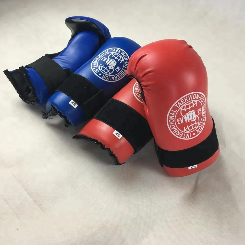 Перчатки и защитные перчатки для ног Тхэквондо itf