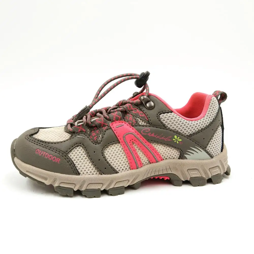 Дышащие легкие кроссовки