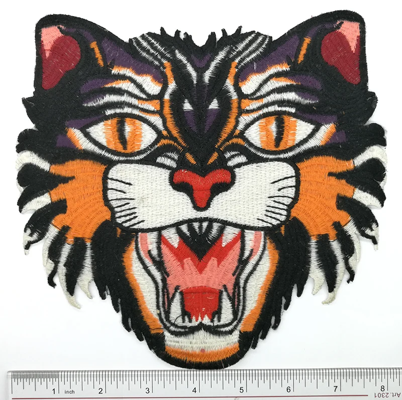 Factory outlet tiger embroidery Woven patch