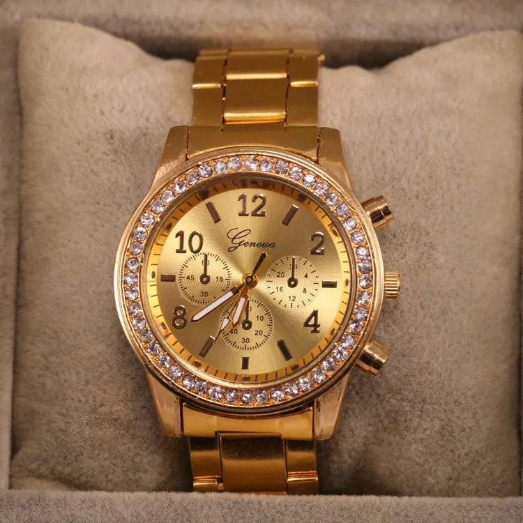 2017 Fashion Watch Geneva Unisex Quartz Watch Women Analog Wristwatches Bling Crystal Clocks Watch Relogio Reloj