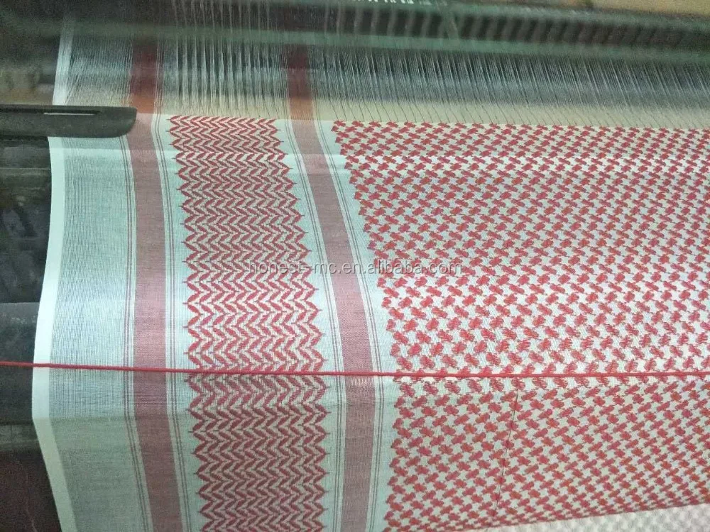Shuttle loom weaving yashmagh shemagh scarf in power loom
