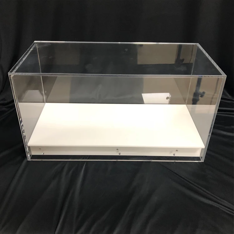 Прозрачная акриловая витрина на заказ с белой акриловой основой