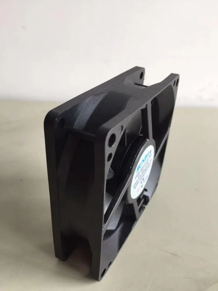 80mm 8025 12V DC brushless high air flow CPU cooler PWM 3 pin cooling fan 80x80x25mm