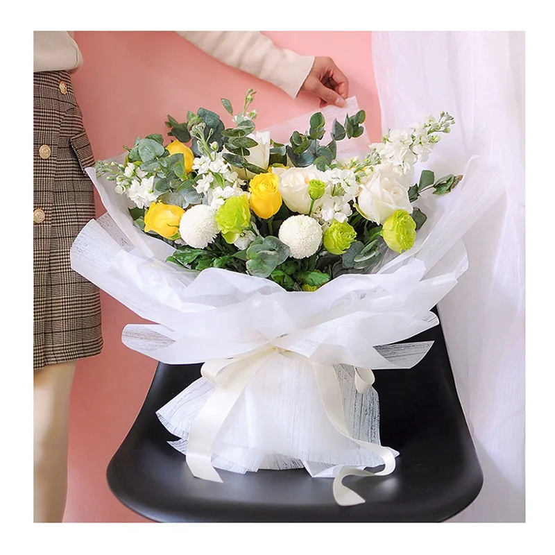 Новинка 2021, оптовая продажа, популярный цветочный бумажный свадебный букет, подарок на день Святого Валентина, водонепроницаемая упаковочная бумага для цветов
