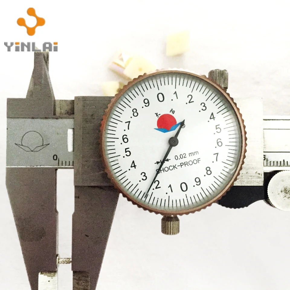 Wholesale pyramid high quality plastic rivets