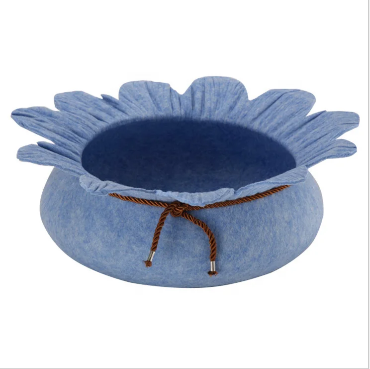 Wholesale Cute Flower Shape Felt Cat Bed Cave , Eco Friendly 100% Wool Felt Beds for Cats and Pets