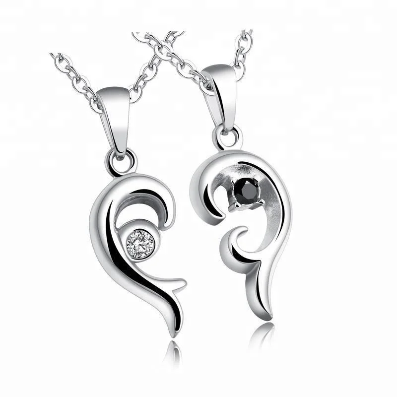 Couple Necklace Heart Shaped Jewelry No Fade 316L Steel Hidden Camera Necklace