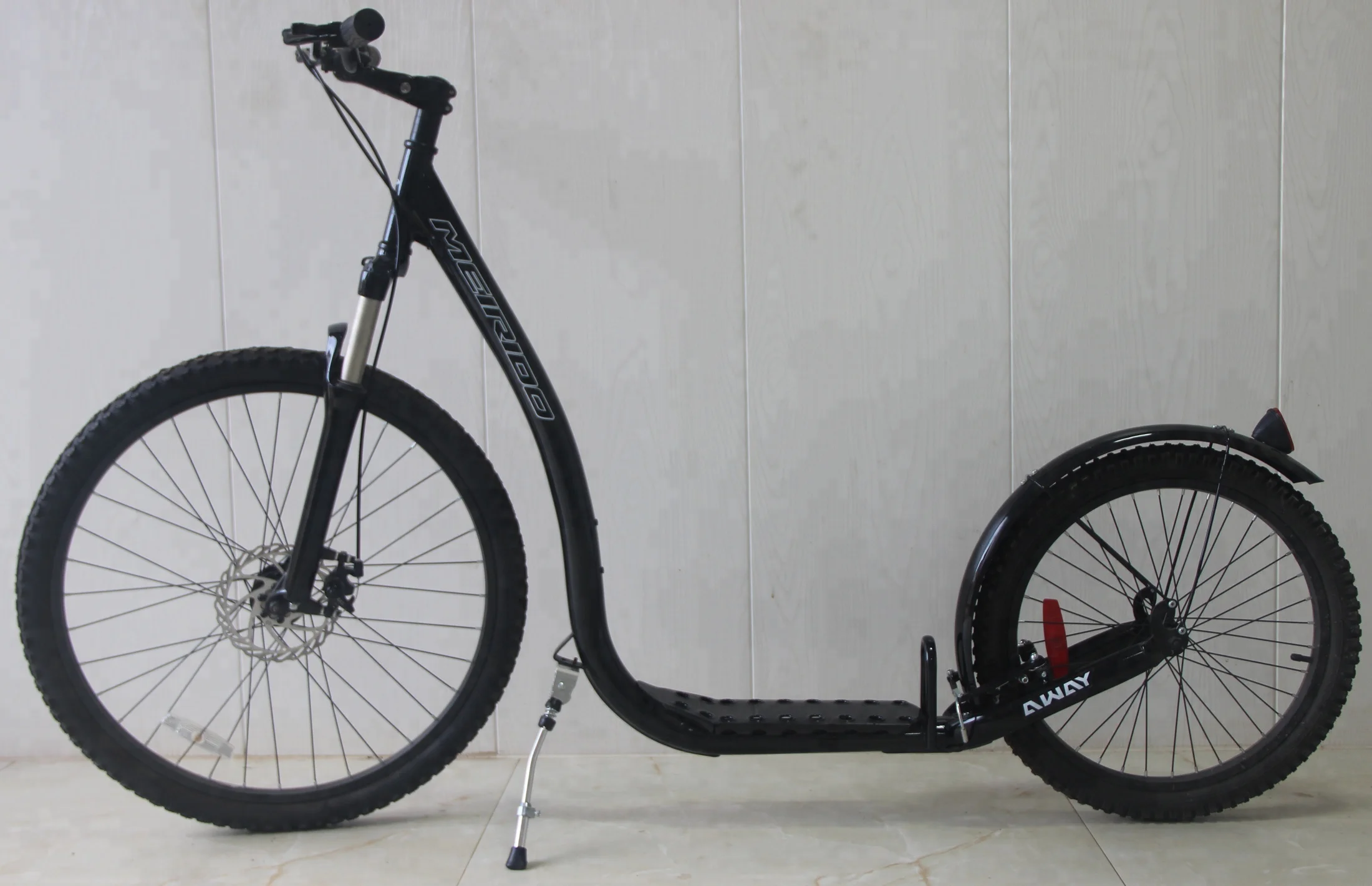 2021 New design Fashionable Adult Kick Scooter/dog Scooter/ Street Footbike(SY-SC262068SS)