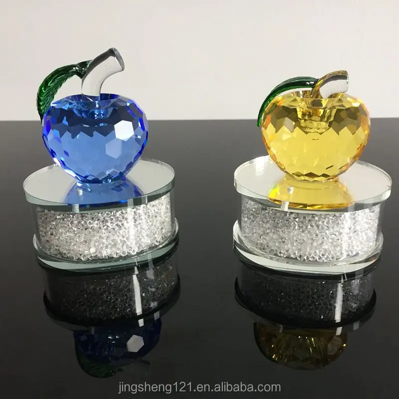 2022 well-design crystal apple with different color& best wedding gift for client