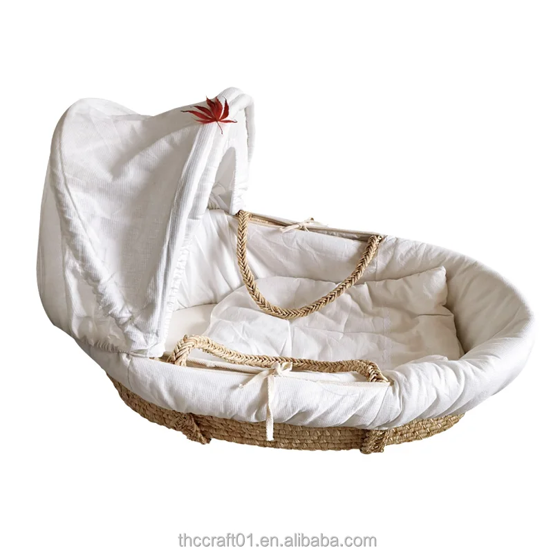 Wholesale Handmade Maize Corn Husk Portable Carry Baby Moses Basket