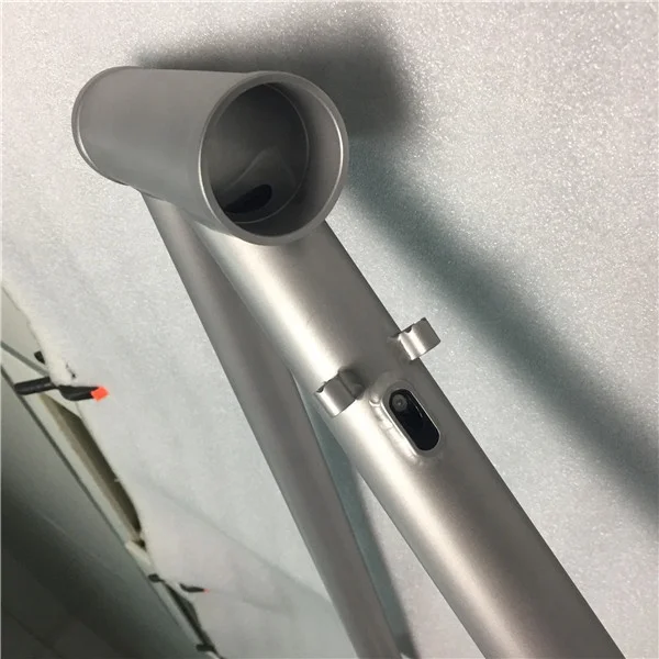 142*12 мм, сквозная ось, титановая рама дорожного велосипеда с плоским дисковым тормозом