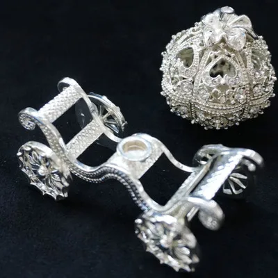 Metal Royal Cinderella Pumpkin Horse carriage Jewelry Case Wedding Decoration Girls Gift Ring Ornament Container