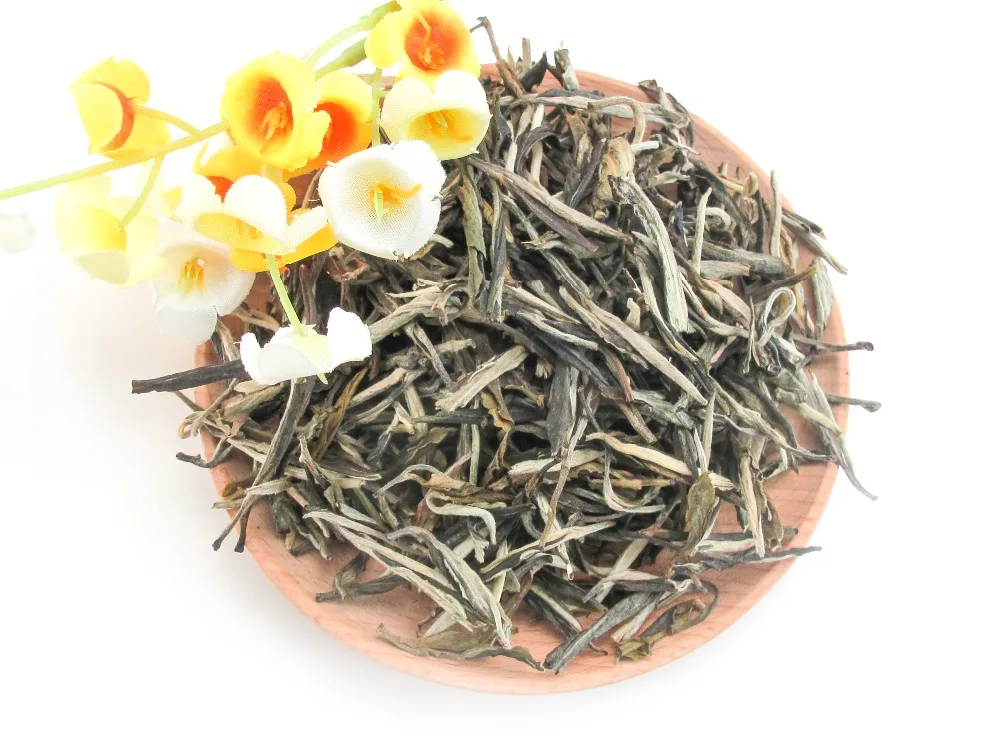High qualtity Yunnan white tippy yellow buds white tea wholesale white tea
