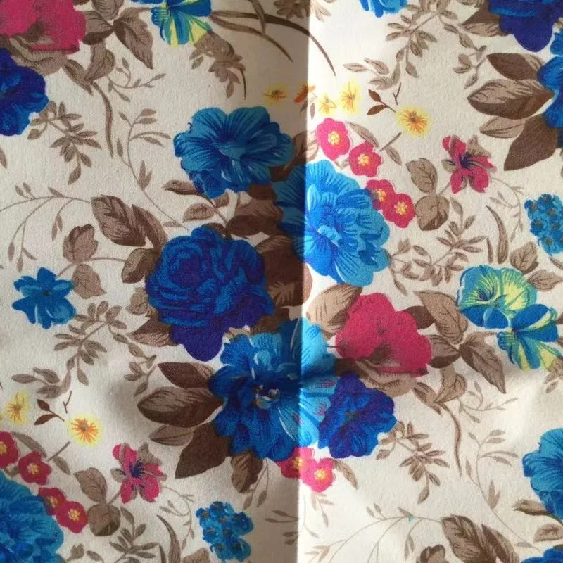 
Polyester fabric of various widths and colors 