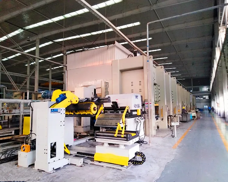 Dongguan HAIWEI 8T 3 in 1 decoiler straightener feeder for punching machine