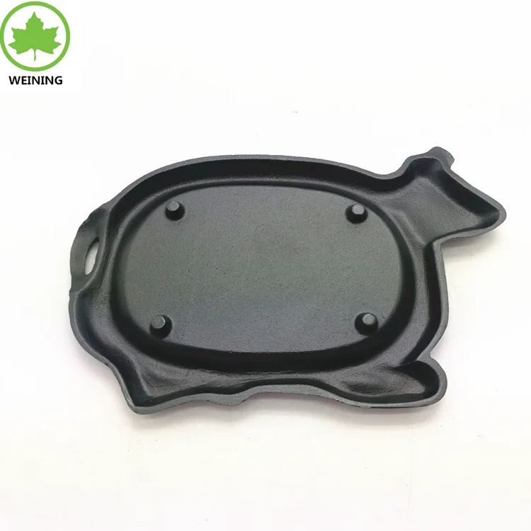 Round sizzling plate cow shape cast iron restaurant steak sizzling plate with wooden base