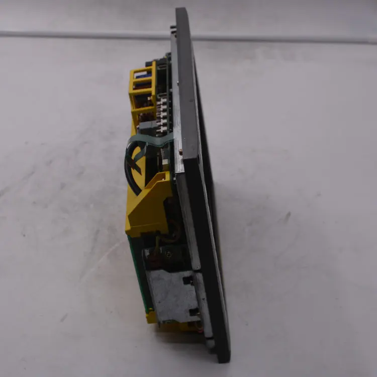 Японский оригинальный блок системы fanuc контроллер ЧПУ 32i-A A02B-0308-B520