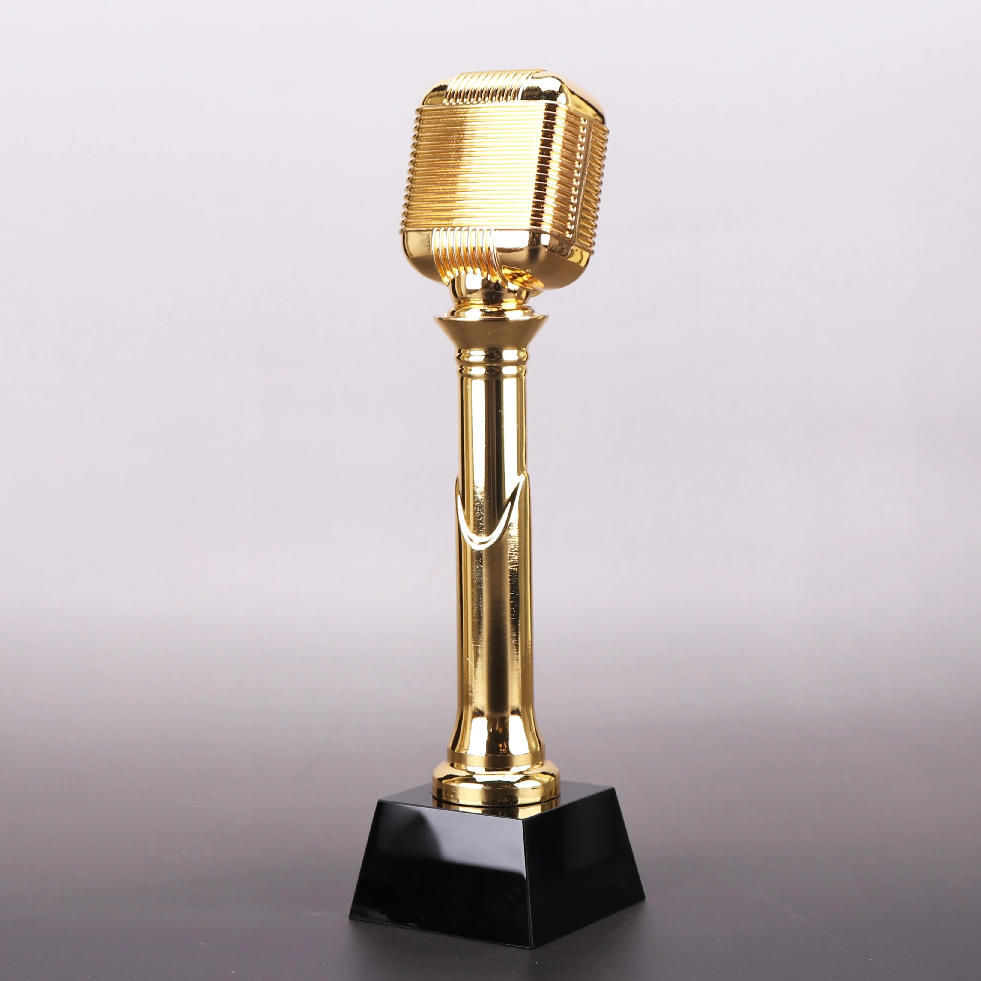 Wholesale Gold Metal Microphone Trophy Crystal Music Trophy Award for Music Souvenirs