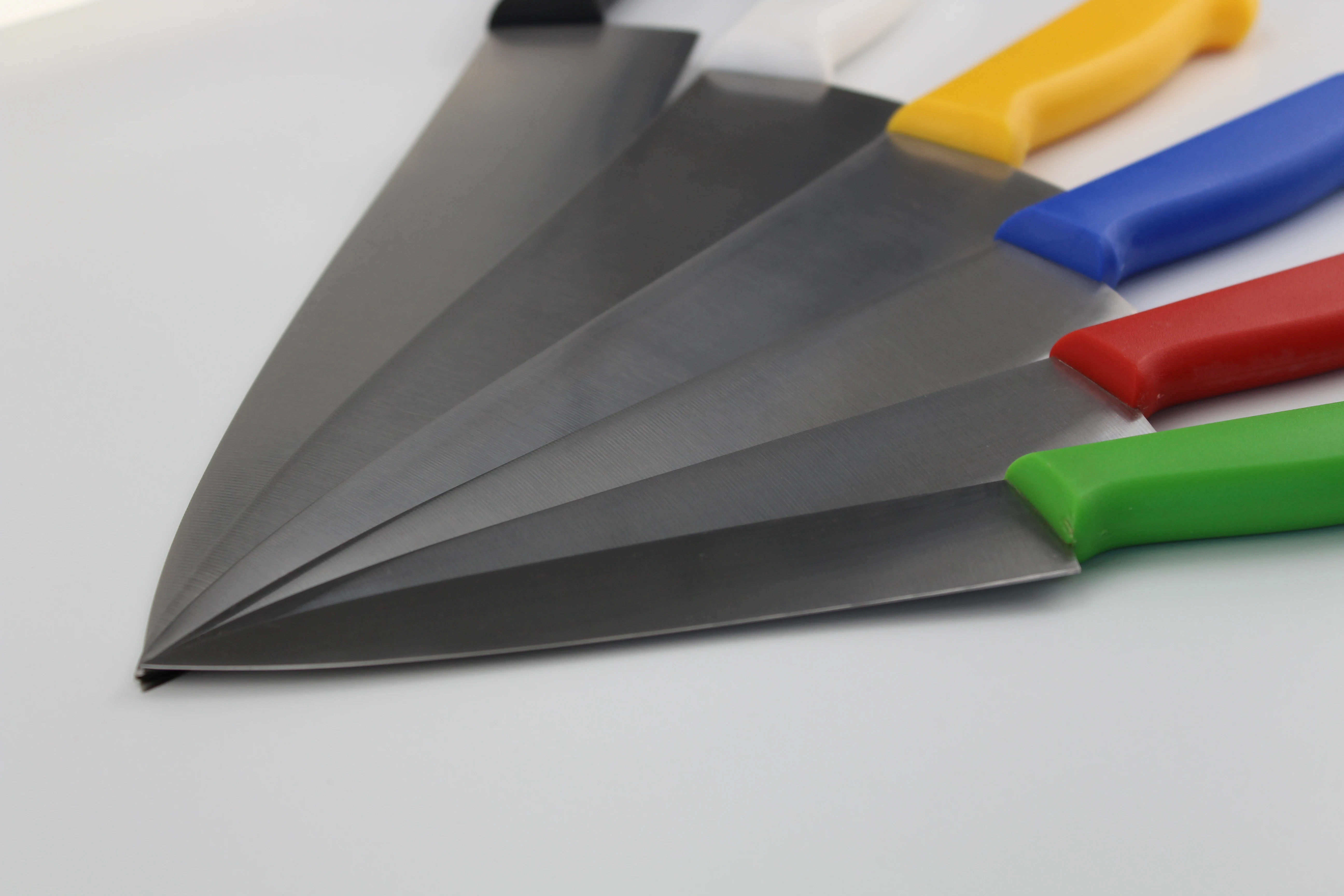 Wholesale high quality kitchen Chef vegetable Knives stainless steel fruit knife with plastic handle