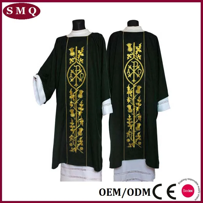 Black Dalmatik, Gothic dalmatic with matching deacon stole